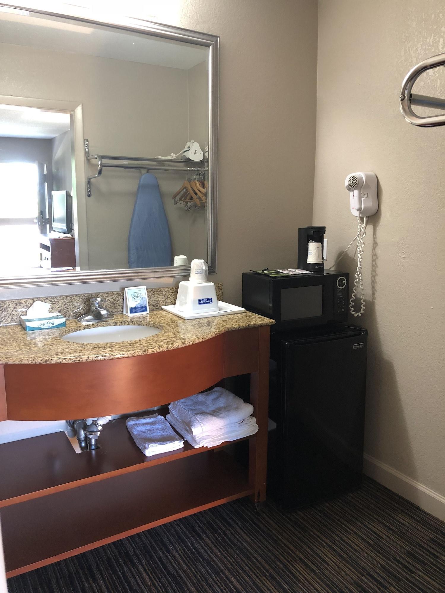 Travelodge By Wyndham Williamsburg Colonial Area Ngoại thất bức ảnh