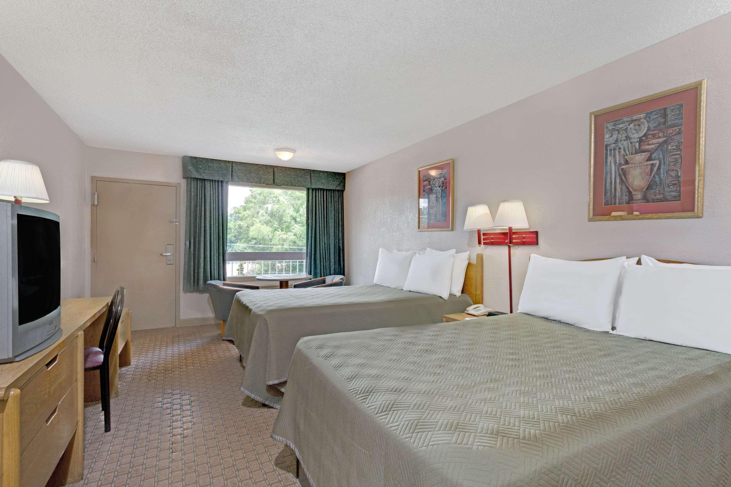 Travelodge By Wyndham Williamsburg Colonial Area Ngoại thất bức ảnh